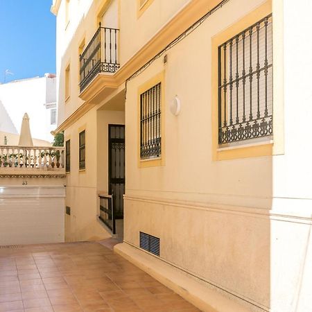 Sf Carihuela Luxury Suite 托雷莫利诺斯 外观 照片